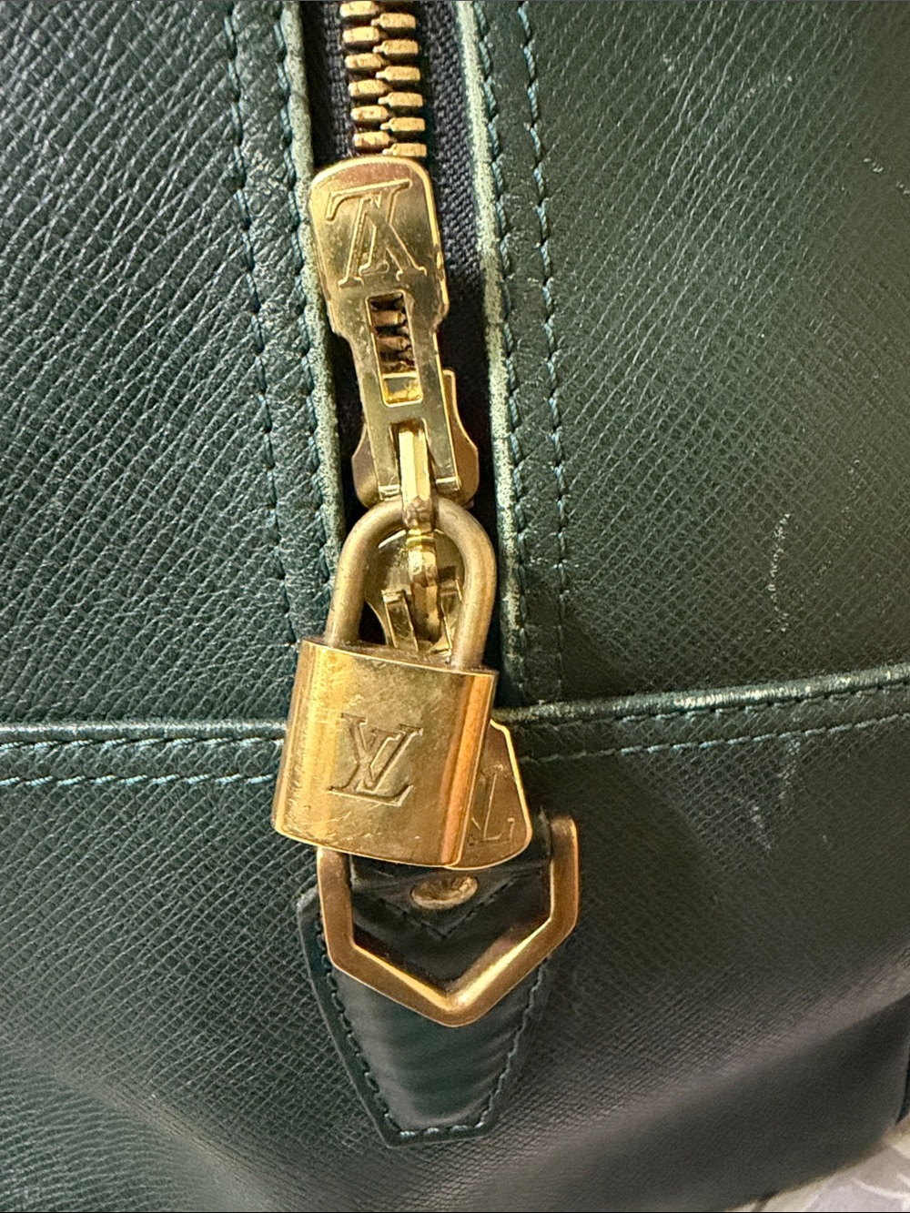 Louis Vuitton Green Leather Travel Duffel with Gold-Tone Hardware . - Picture 3 of 12